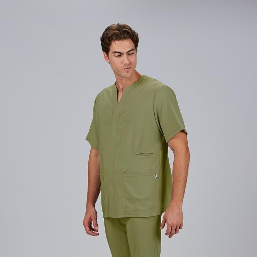 Blusa sanitaria hombre Alonso cuello pico cómoda | Workers Uniformes
